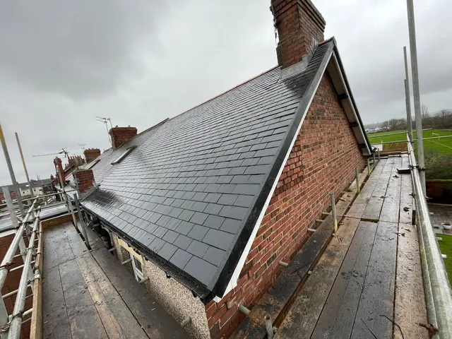 Roofing gallery photograph 5